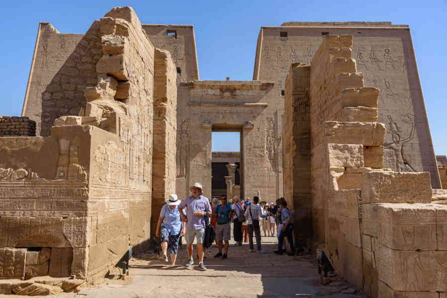 Egipto 150 - Edfu - Templo de Horus.jpg